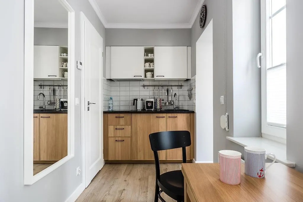 Sanhaus Apartments - Sailor - Apartamenty Dla Par 2 Minuty Od Plazy Poland